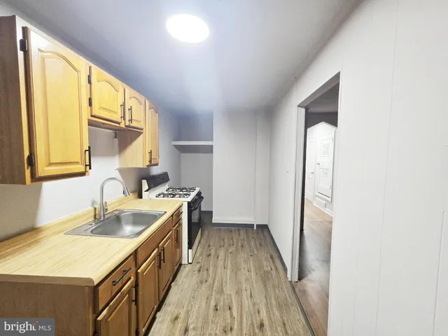 $1,250 | 2120 East Cheltenham Avenue, Philadelphia, PA 19124