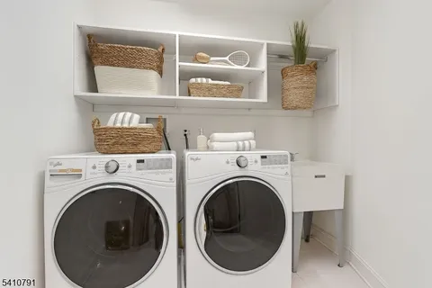 $875,000 | 6 Keimel Court, West Orange, NJ 07052