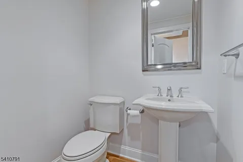 $875,000 | 6 Keimel Court, West Orange, NJ 07052