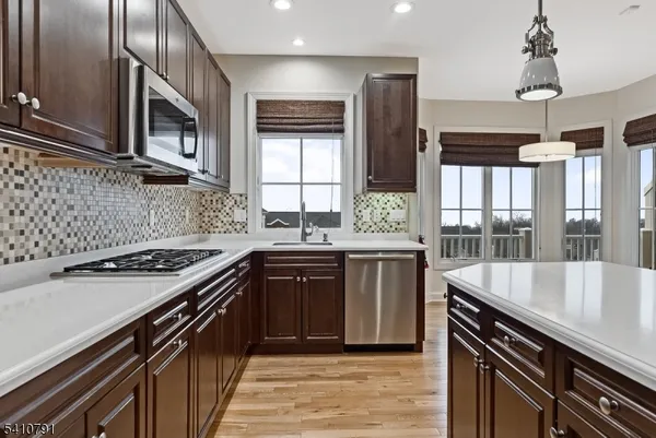 $831,000 | 6 Keimel Court, West Orange, NJ 07052