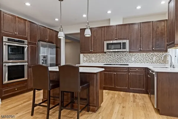 $831,000 | 6 Keimel Court, West Orange, NJ 07052