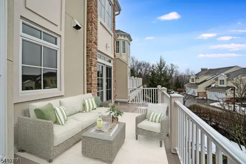 $875,000 | 6 Keimel Court, West Orange, NJ 07052