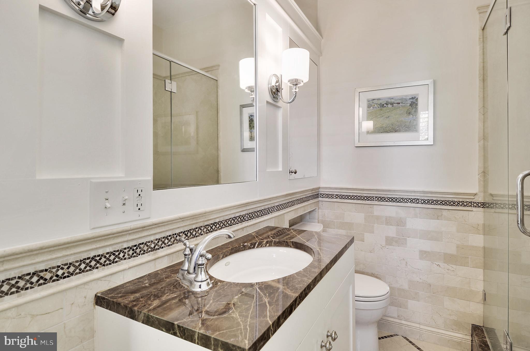 1320 Riggs Street Northwest Washington, DC 20009 - Photo 22 of 30 Bath (Master)