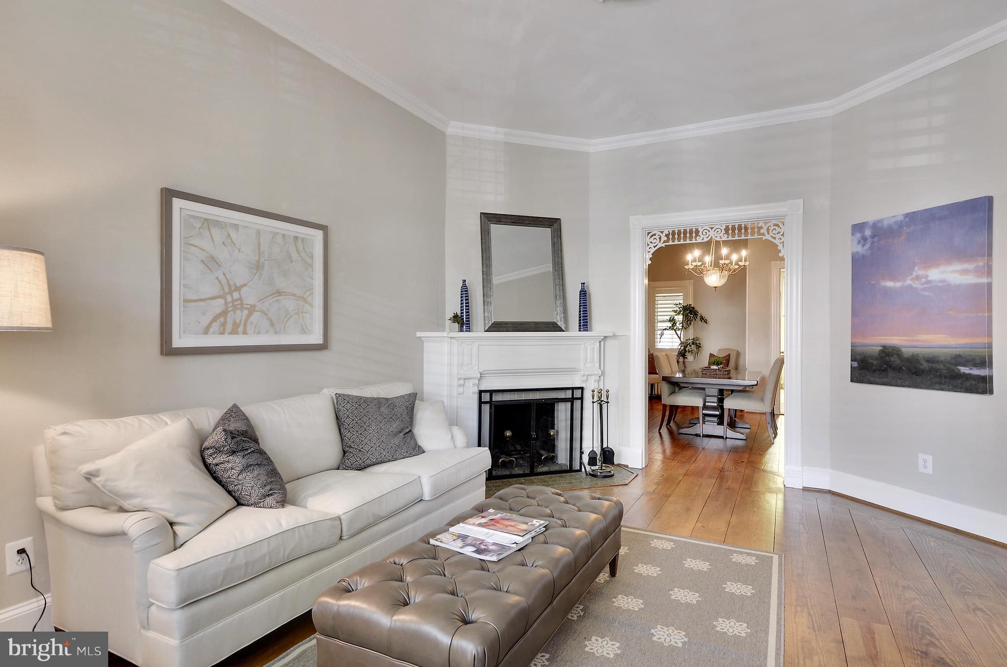 1320 Riggs Street Northwest Washington, DC 20009 - Photo 5 of 30 Living Room