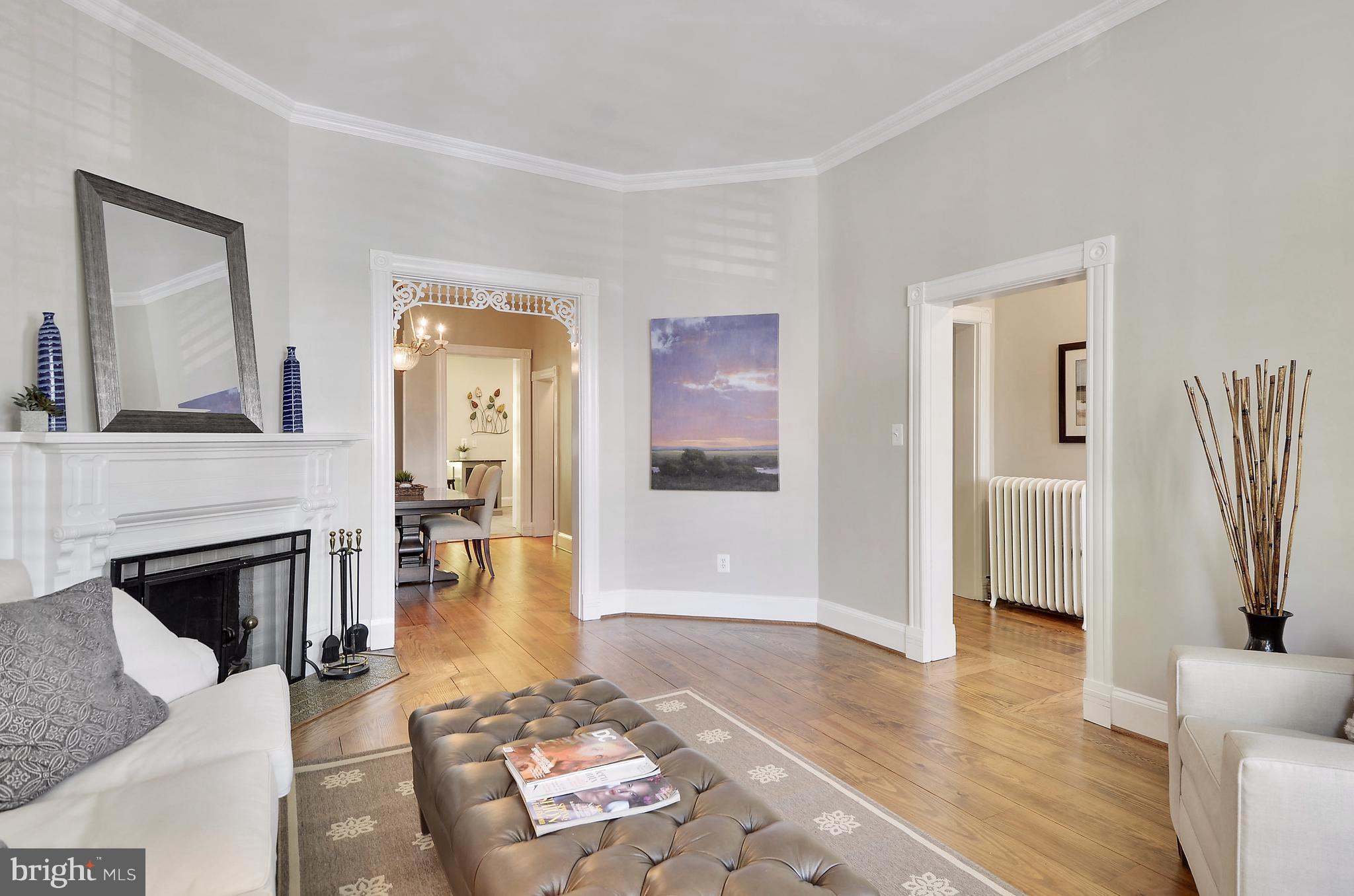 1320 Riggs Street Northwest Washington, DC 20009 - Photo 7 of 30 Living Room