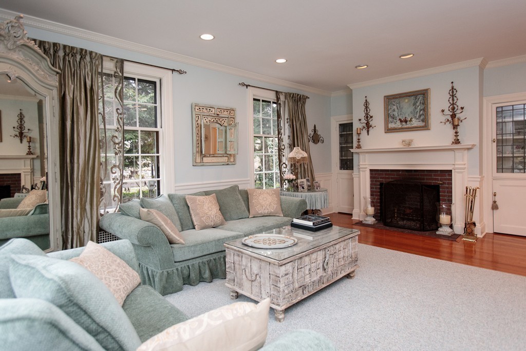 10 Livermore Road Wellesley, MA 02481 - Photo 11 of 26