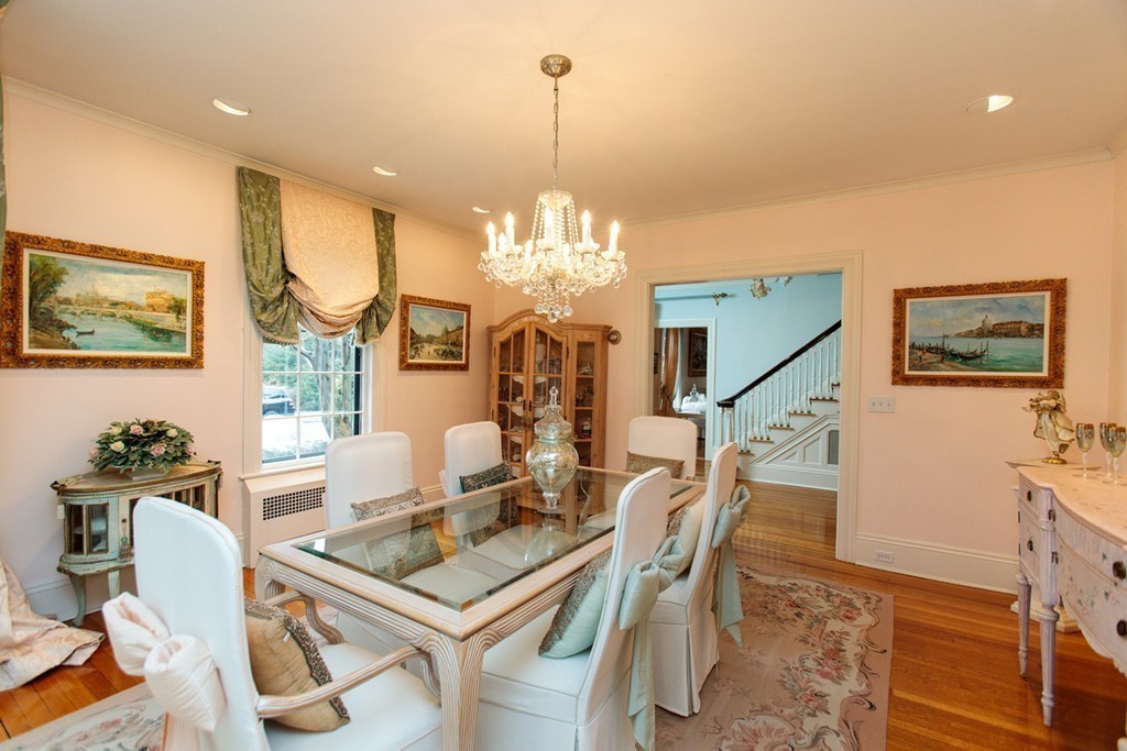 10 Livermore Road Wellesley, MA 02481 - Photo 6 of 26