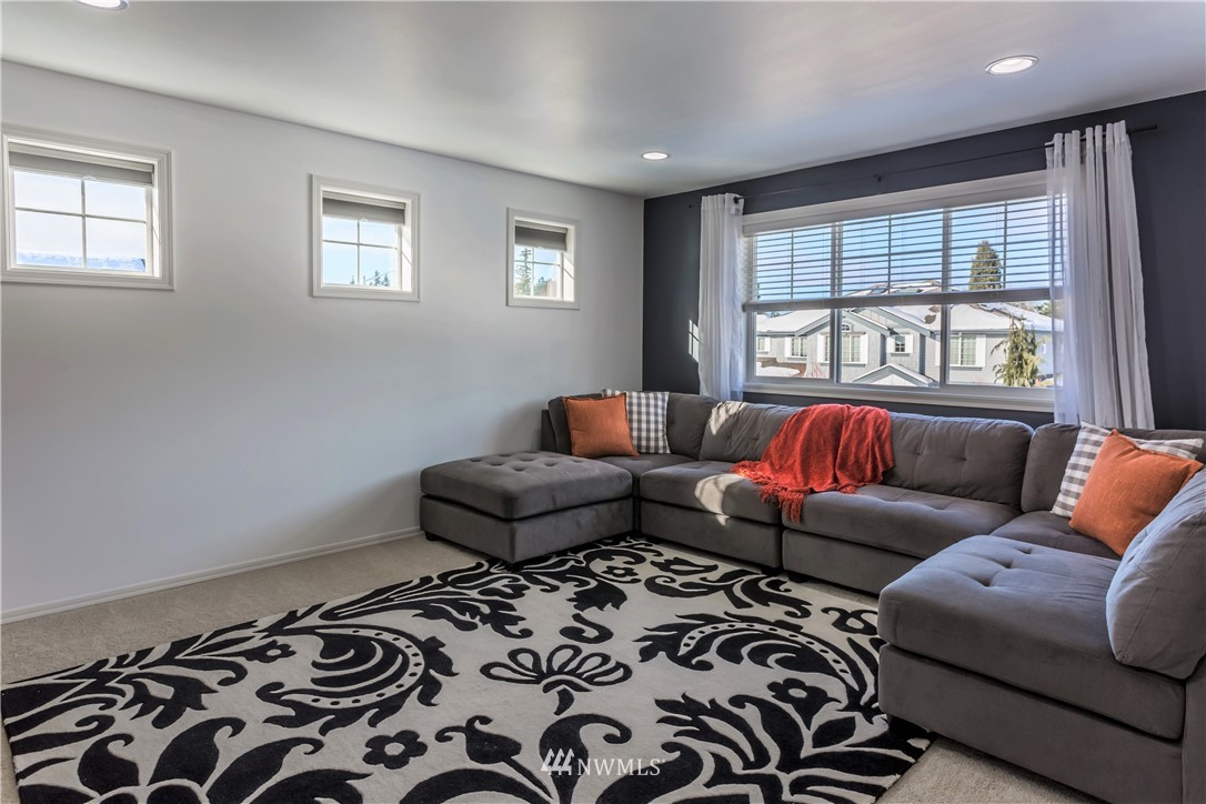 3828 209th Street Southeast Bothell, WA 98021 - Photo 22 of 25