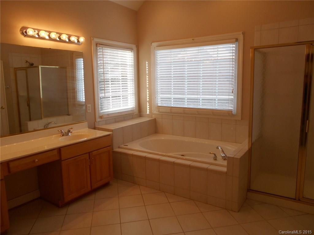 125 Canterbury Crossing, Unit 27 Fort Mill, SC 29708 - Photo 18 of 21 Gallery Image 18