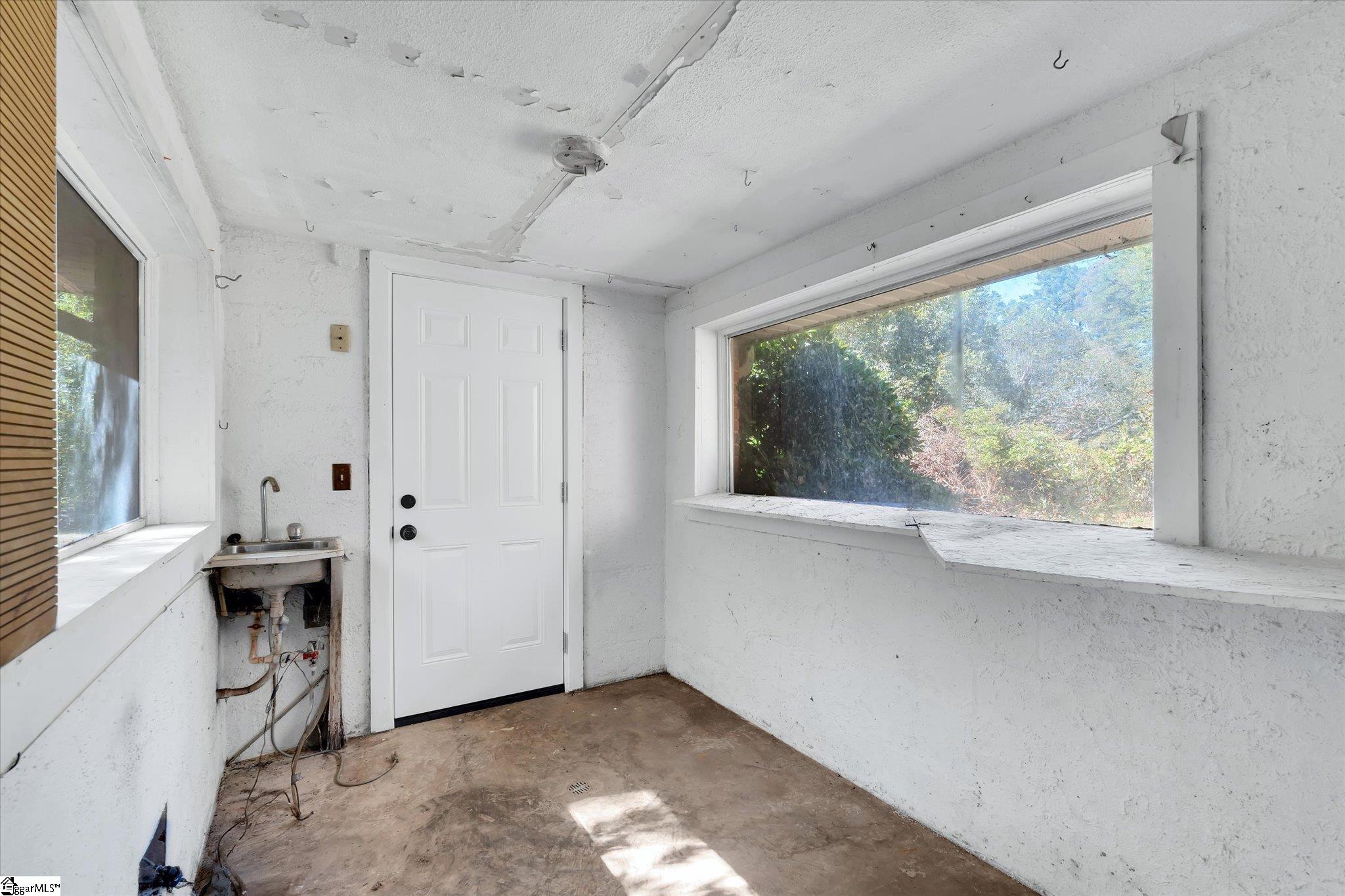 105 Midway Drive Westminster, SC 29693 - Photo 21 of 33