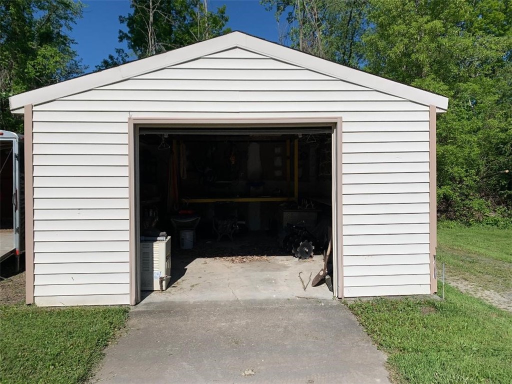16711 4th Section Road Clarendon, NY 14470 - Photo 27 of 30 Outbuilding