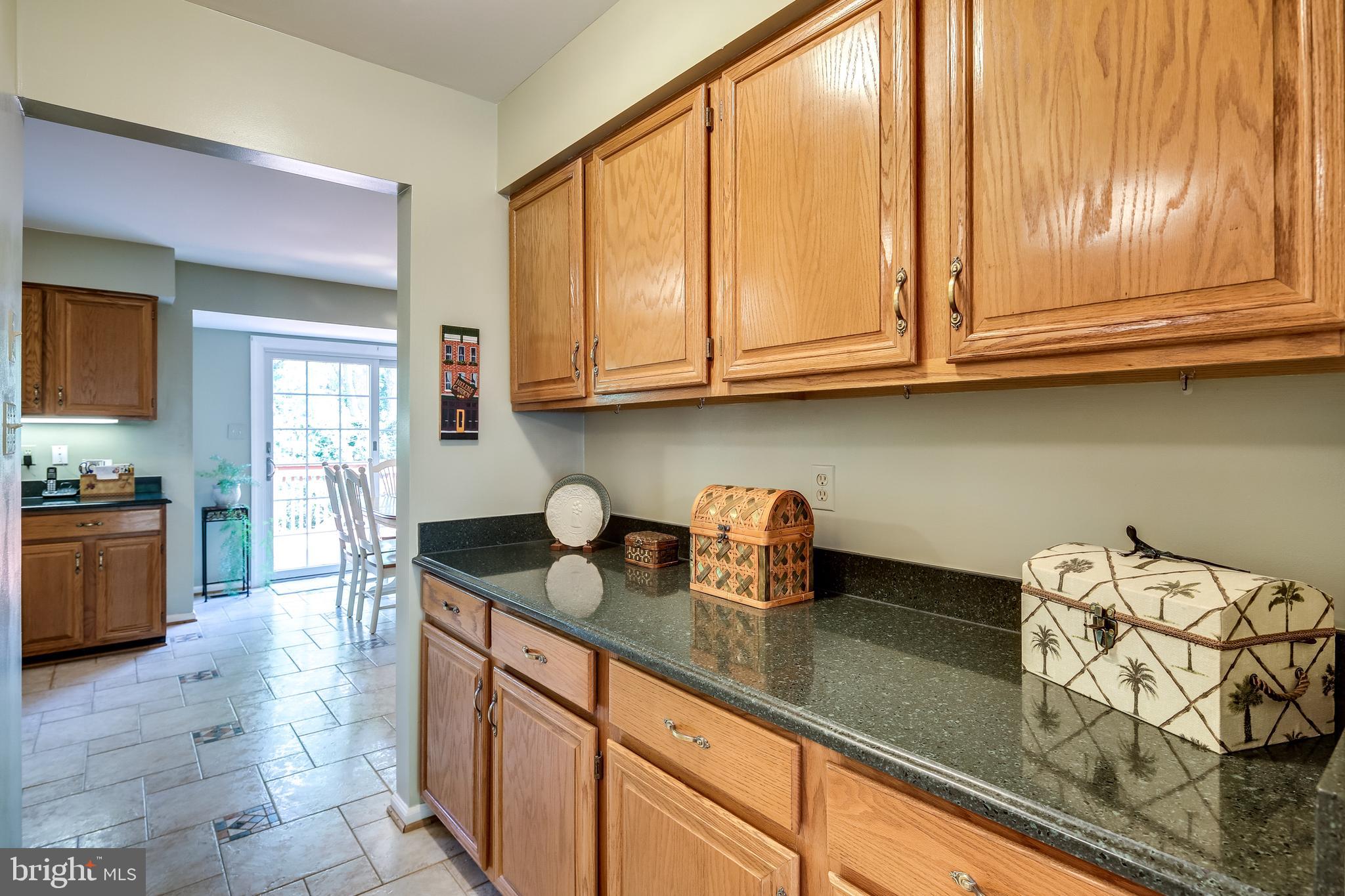 5300 Durham Road East Columbia, MD 21044 - Photo 14 of 51 Butlers Pantry