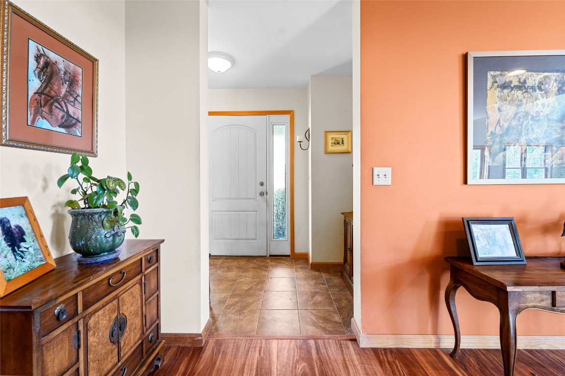 139 Nelson Road Vestal, NY 13850 - Photo 4 of 45