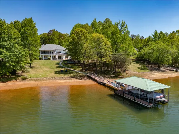 $2,750,000 | 166 South Oak Pointe Drive, Seneca, SC 29672