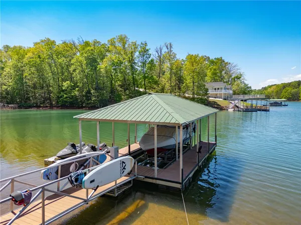 $2,750,000 | 166 South Oak Pointe Drive, Seneca, SC 29672