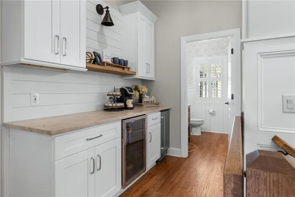 $2,750,000 | 166 South Oak Pointe Drive, Seneca, SC 29672