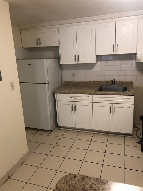 51 Laighton Street, Unit 7 Lynn, MA 01902 - Photo 5 of 11