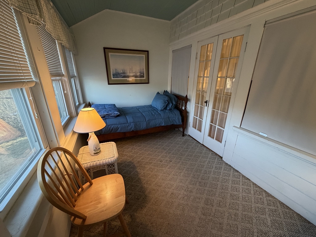 630 Washington Street, Unit 1 Gloucester, MA 01930 - Photo 24 of 28 a living room with furniture and a window