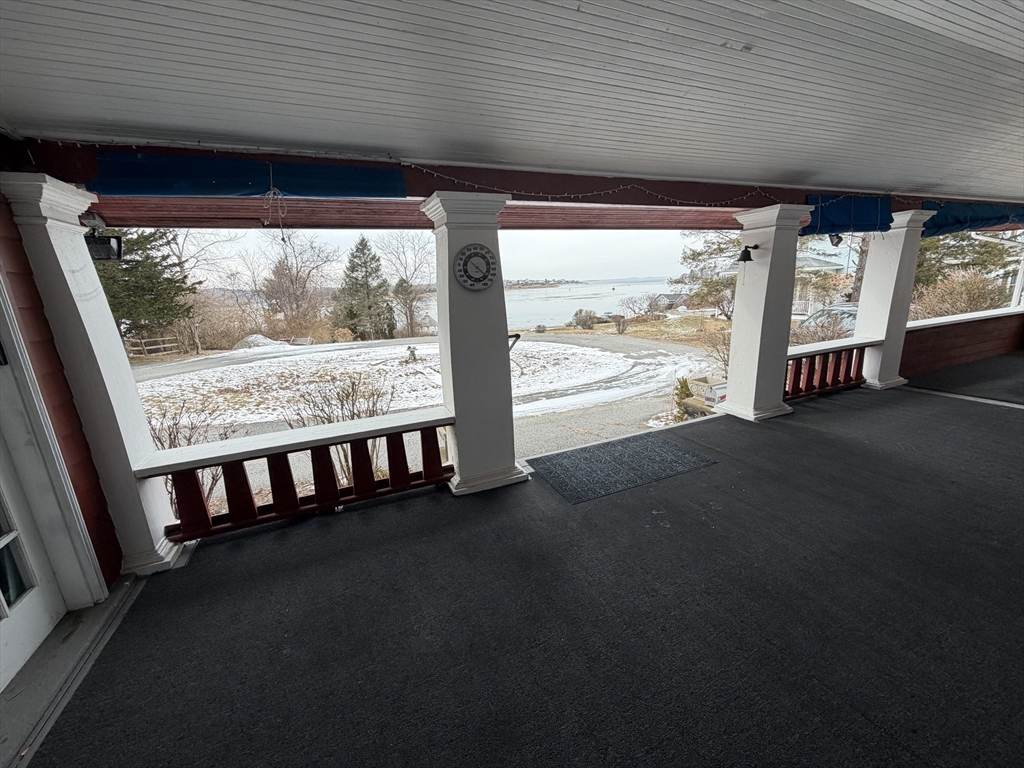 630 Washington Street, Unit 1 Gloucester, MA 01930 - Photo 25 of 28 a view of an empty room with a large window