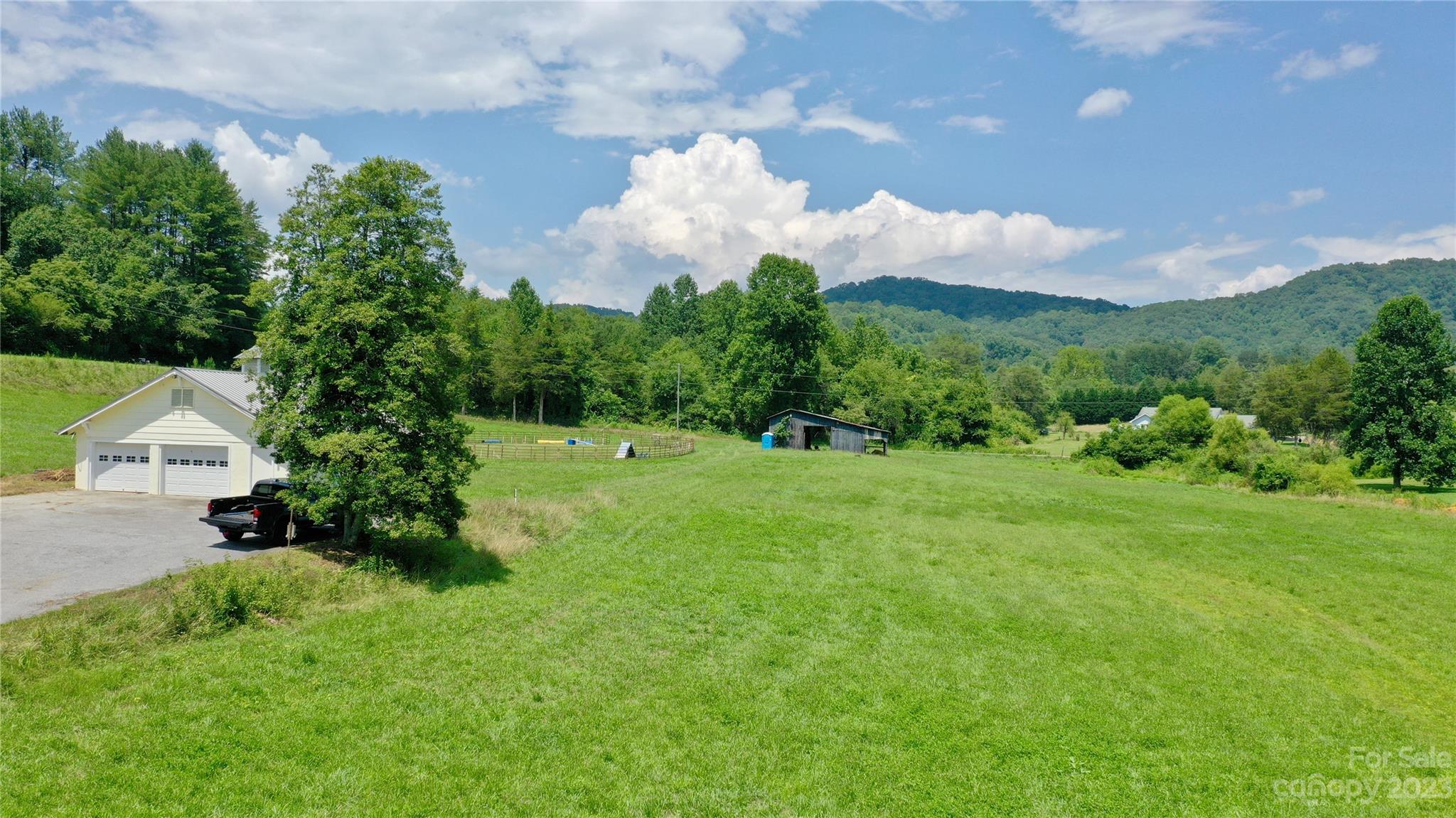 10 Bob Hall Road Whittier, NC 28789 - Photo 12 of 46 Gallery Image 12