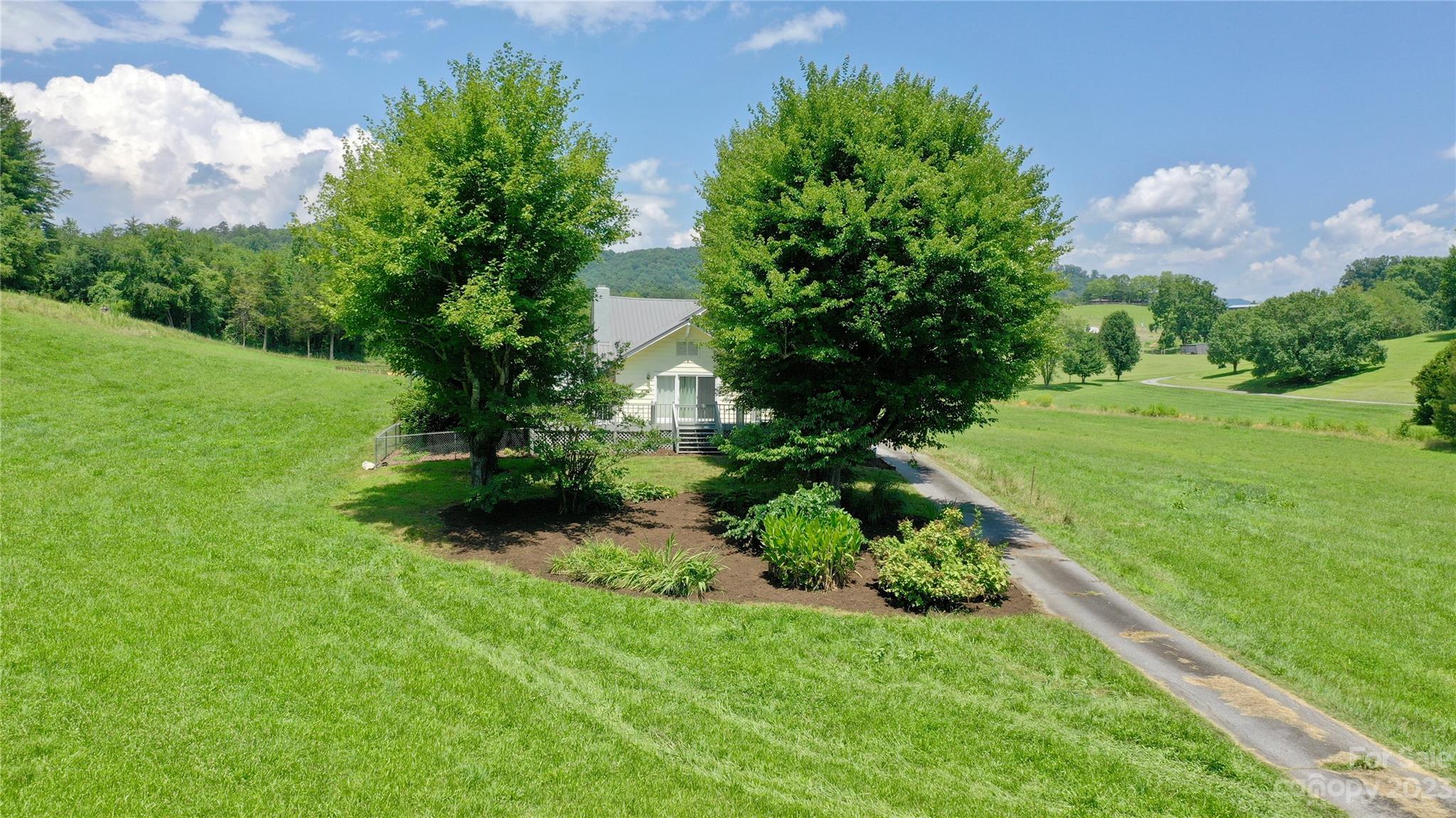 10 Bob Hall Road Whittier, NC 28789 - Photo 22 of 46 Gallery Image 22