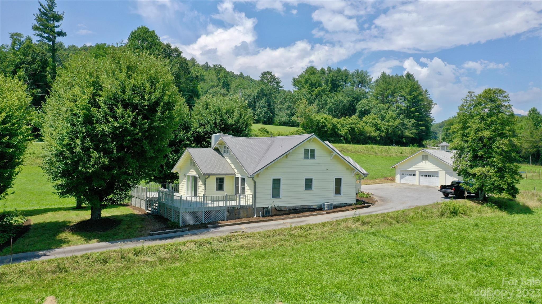 10 Bob Hall Road Whittier, NC 28789 - Photo 5 of 46 Gallery Image 5