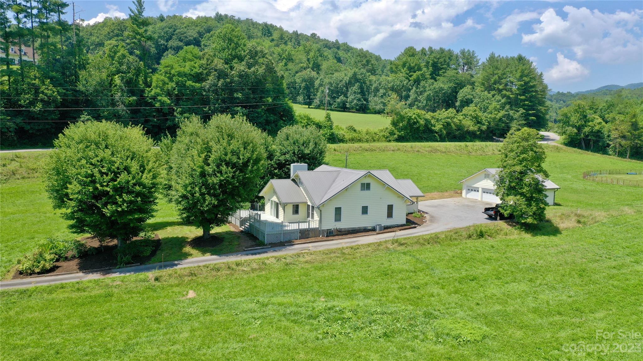 10 Bob Hall Road Whittier, NC 28789 - Photo 10 of 46 Gallery Image 10