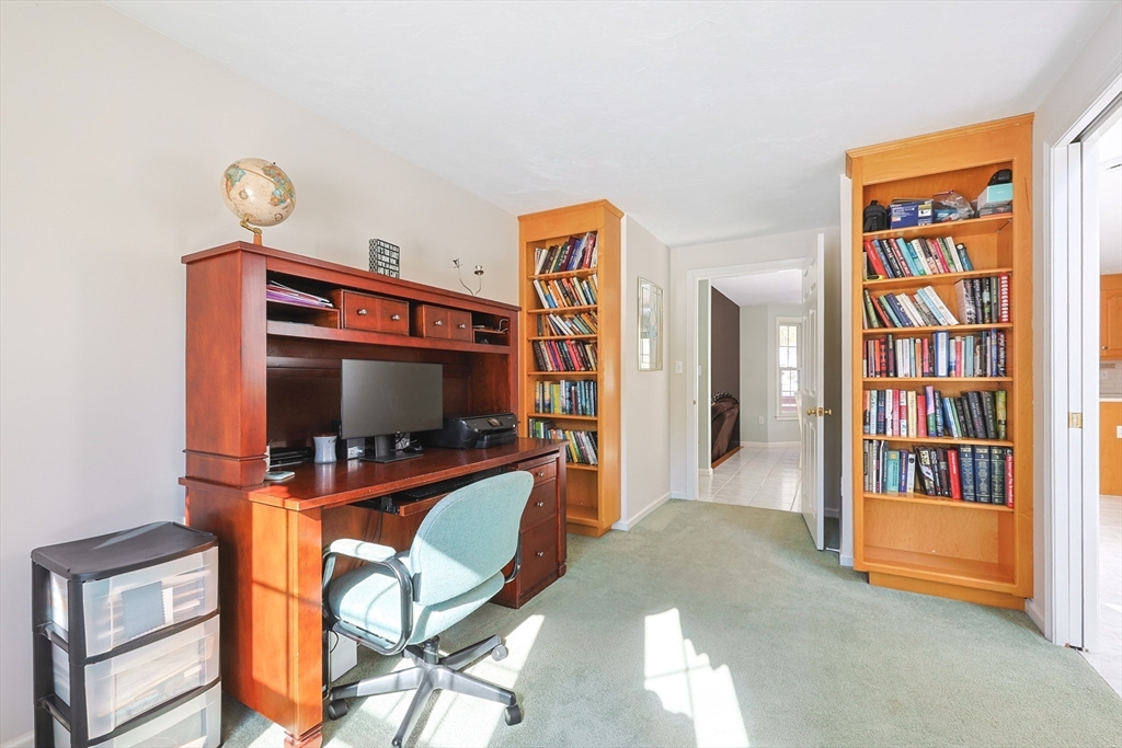 18 Bubbling Brook Road Franklin, MA 02038 - Photo 20 of 42 Gallery Image 20