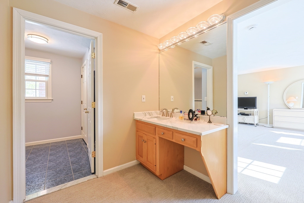 18 Bubbling Brook Road Franklin, MA 02038 - Photo 26 of 42 Gallery Image 26