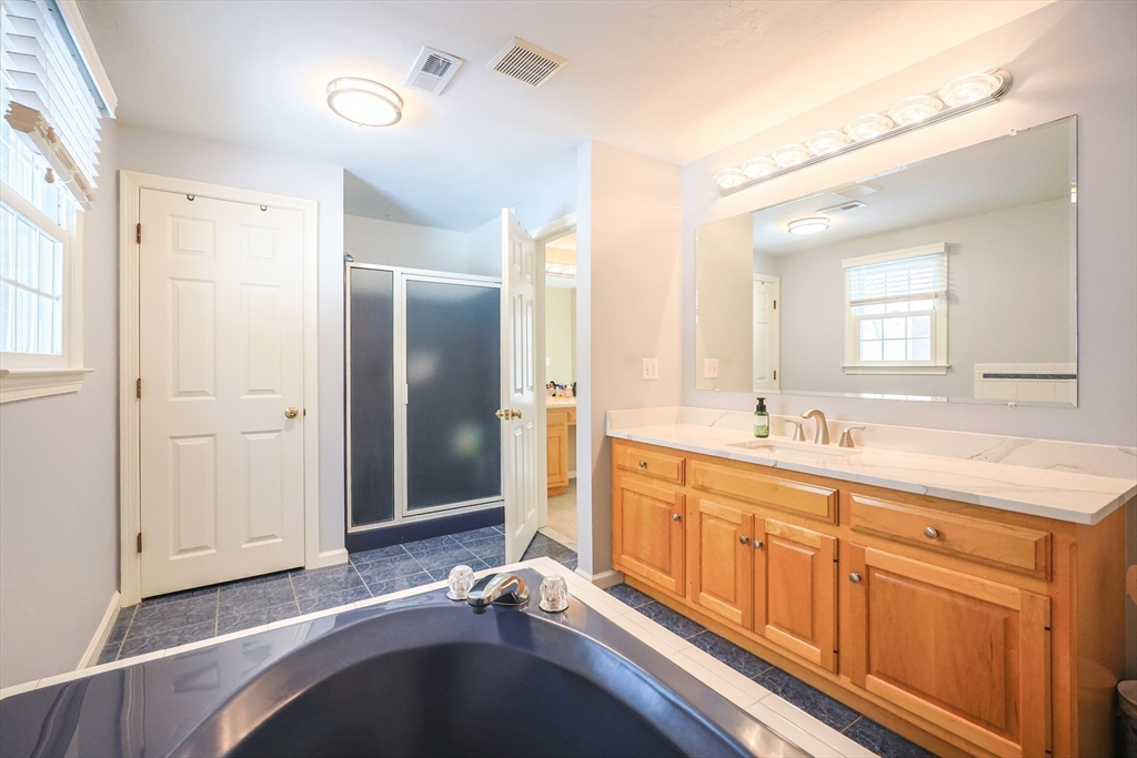 18 Bubbling Brook Road Franklin, MA 02038 - Photo 27 of 42 Gallery Image 27