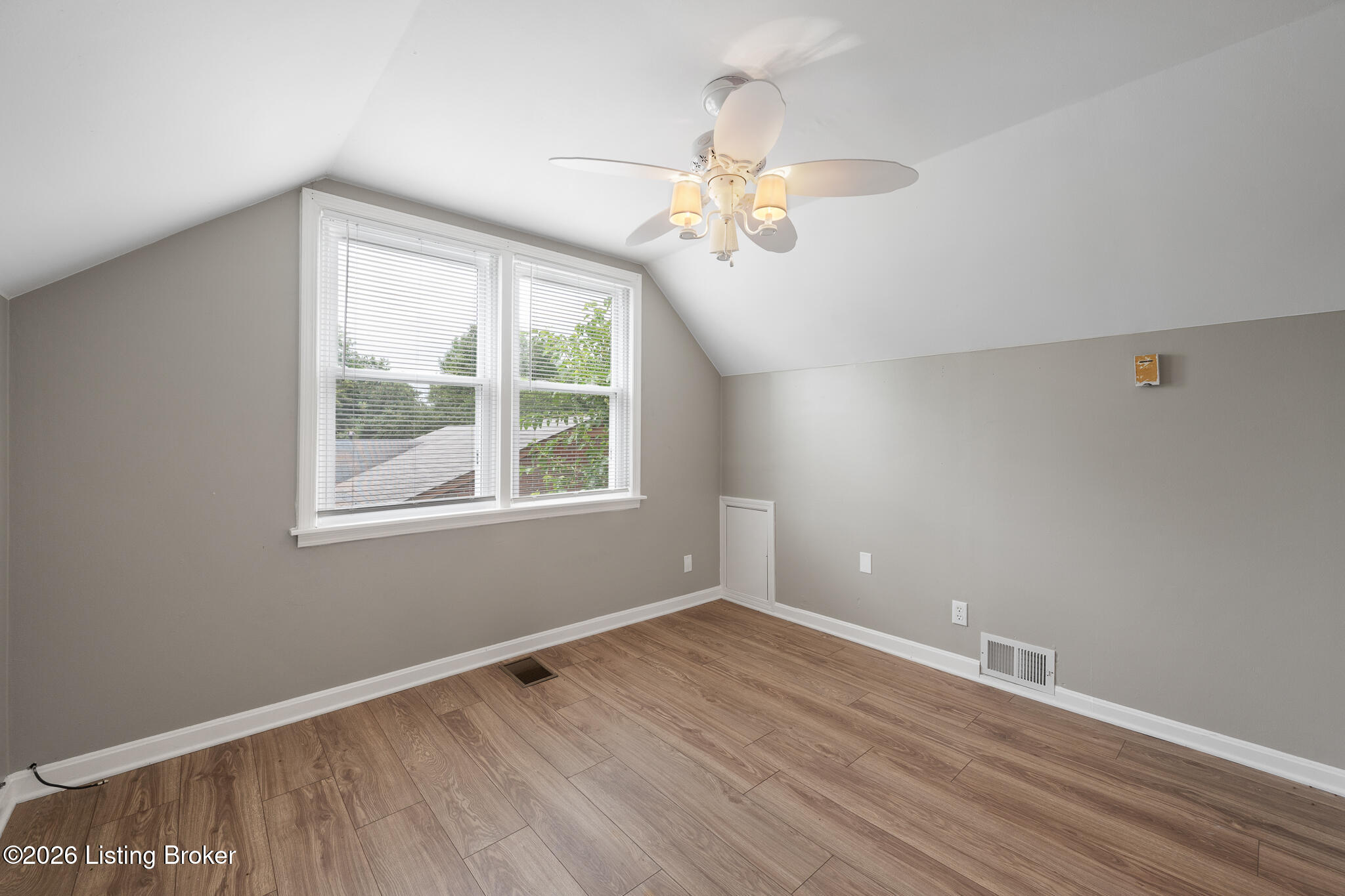 3241 Radiance Road Louisville, KY 40220 - Photo 28 of 39 3241 Radiance Road-27