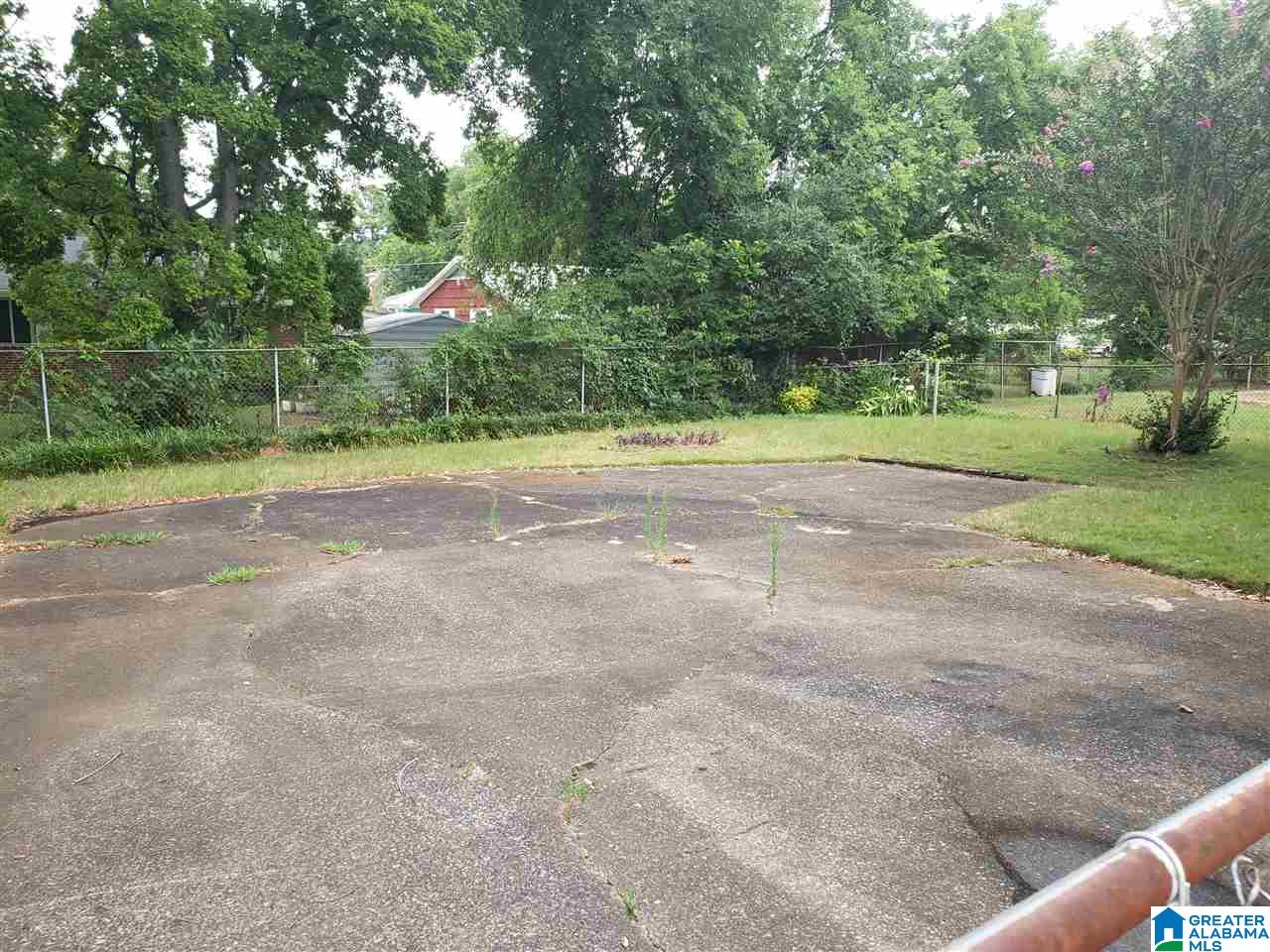 1305 Goldwire Street Southwest Birmingham, AL 35211 - Photo 5 of 7