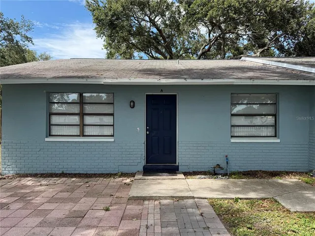 $1,800 | 950 Beltrees Street, Dunedin, FL 34698