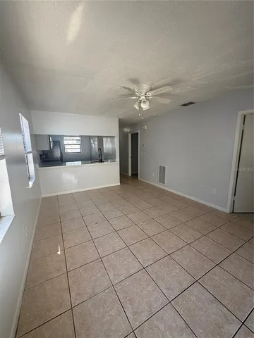 $1,800 | 950 Beltrees Street, Dunedin, FL 34698