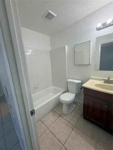 $1,800 | 950 Beltrees Street, Dunedin, FL 34698