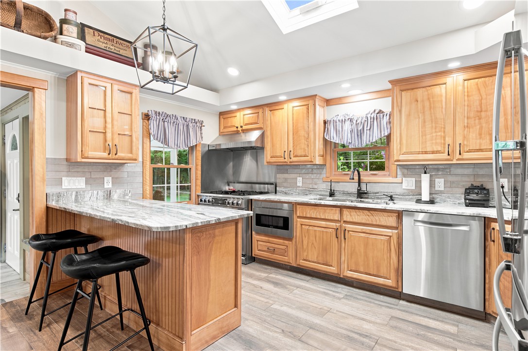 226 Tourtellot Hill Road Glocester, RI 02814 - Photo 4 of 49