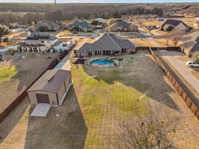 $692,900 | 1920 Willow Bend Drive, Red Oak, TX 75154