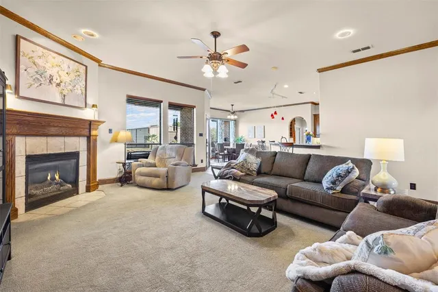 $692,900 | 1920 Willow Bend Drive, Red Oak, TX 75154