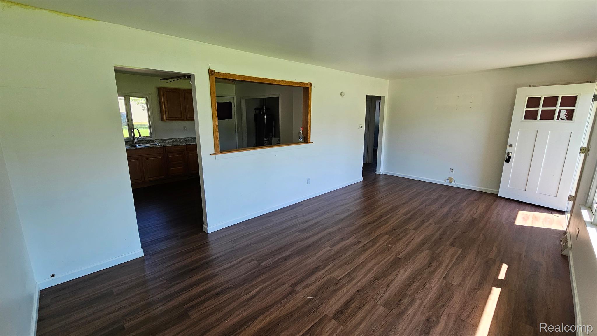 5415 Van Slyke Road Flint, MI 48507 - Photo 4 of 35 Gallery Image 4