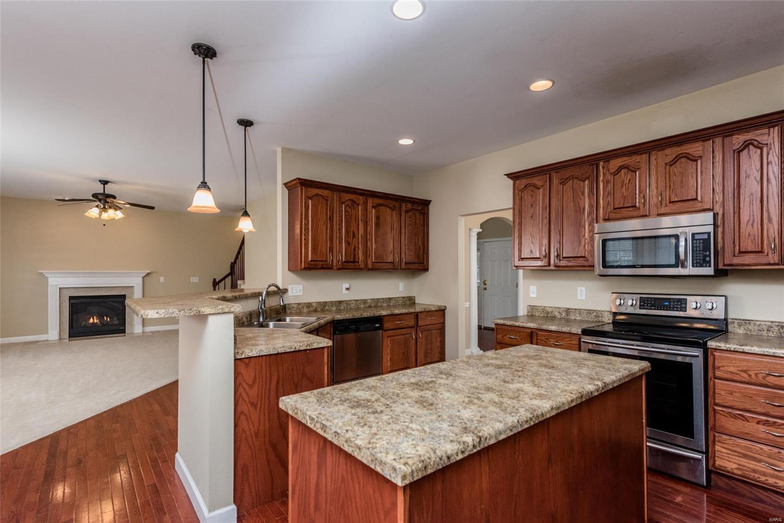 1113 Red Hawk Ridge Lane O'Fallon, IL 62269 - Photo 27 of 73 Gallery Image 27
