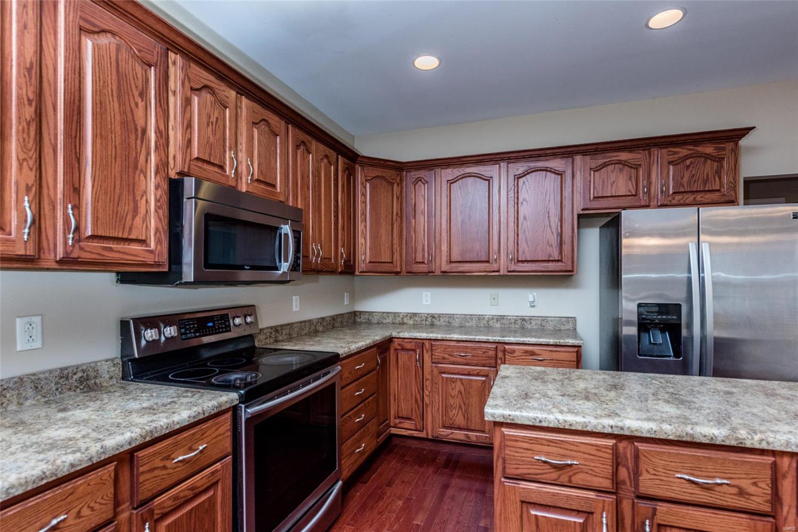1113 Red Hawk Ridge Lane O'Fallon, IL 62269 - Photo 29 of 73 Gallery Image 29