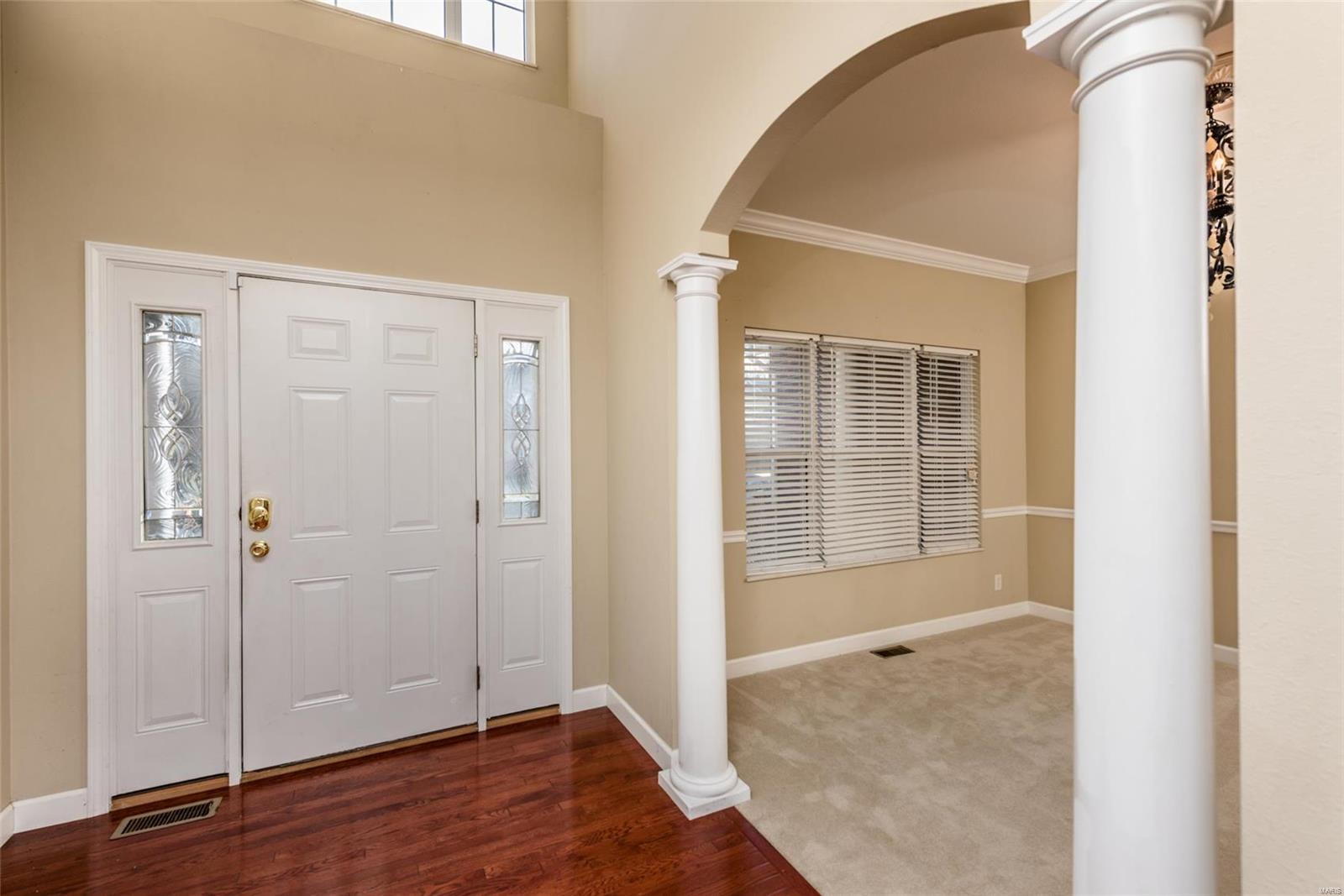 1113 Red Hawk Ridge Lane O'Fallon, IL 62269 - Photo 4 of 73 Gallery Image 4