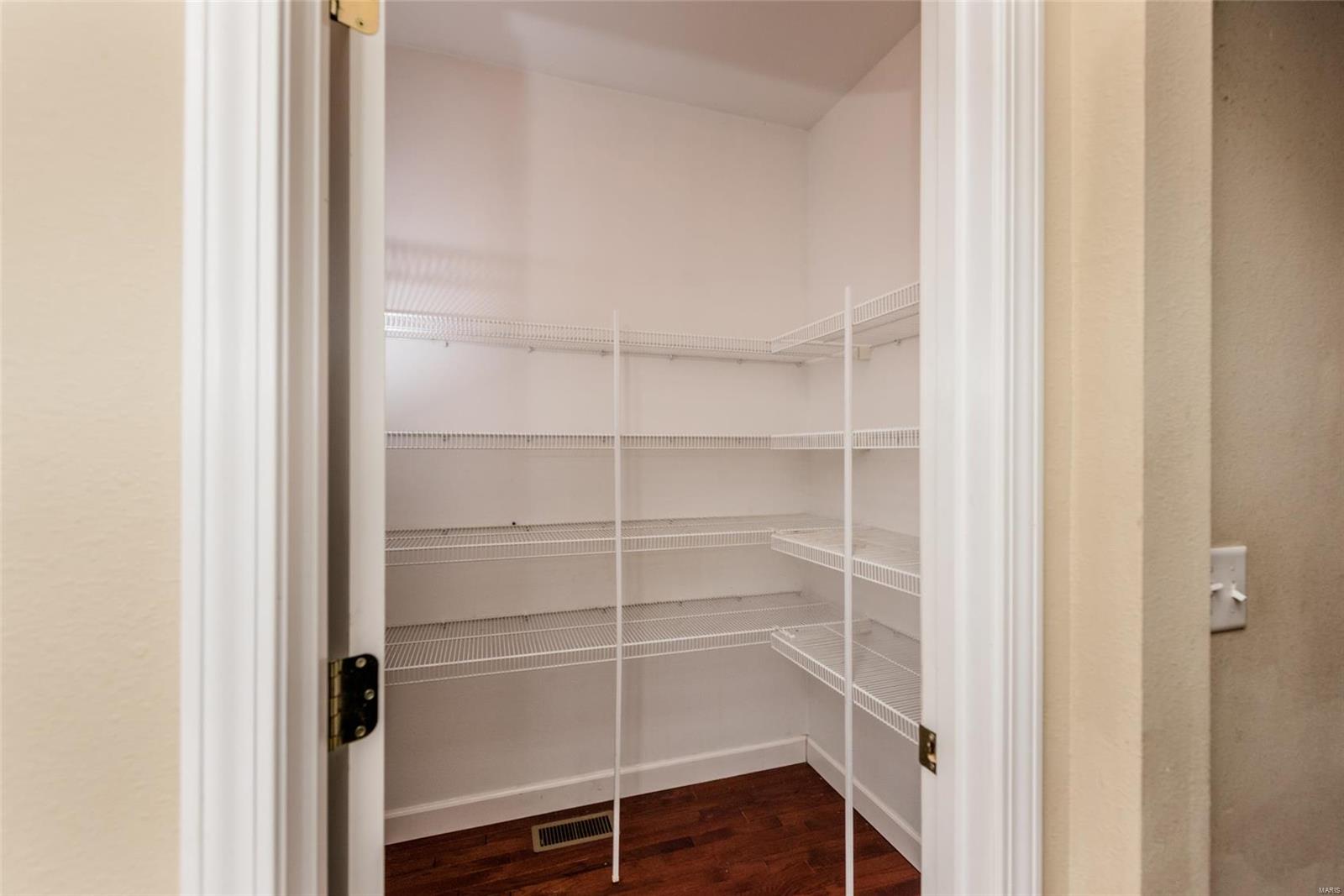 1113 Red Hawk Ridge Lane O'Fallon, IL 62269 - Photo 32 of 73 Gallery Image 32