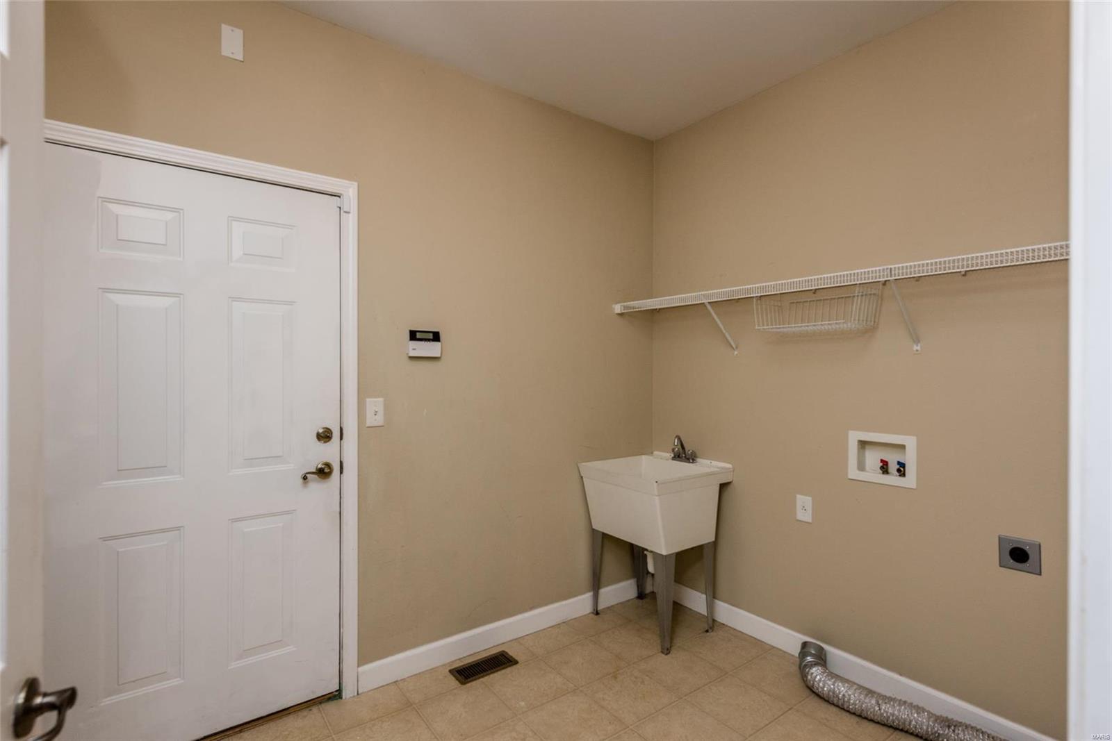 1113 Red Hawk Ridge Lane O'Fallon, IL 62269 - Photo 34 of 73 Gallery Image 34