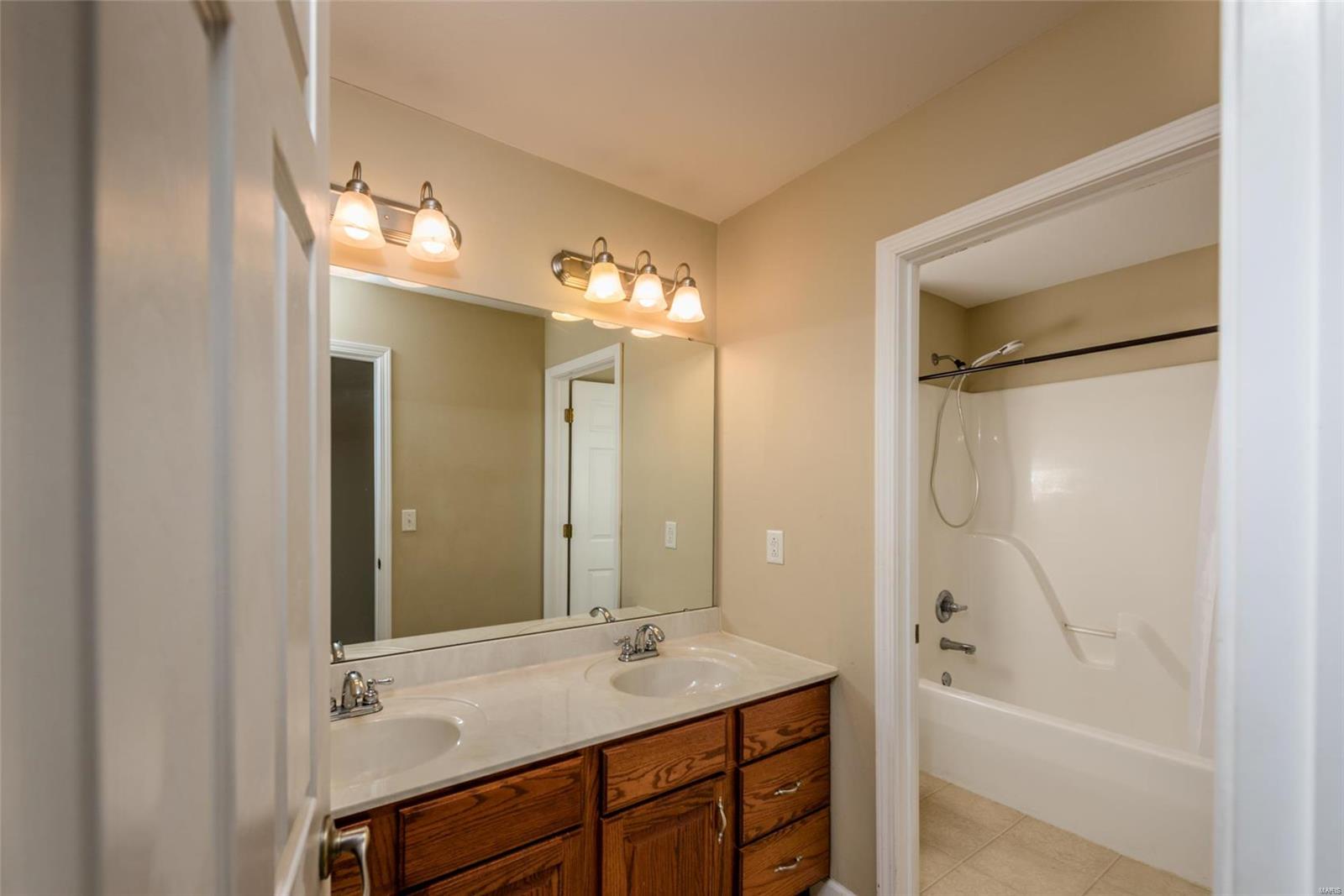 1113 Red Hawk Ridge Lane O'Fallon, IL 62269 - Photo 54 of 73 Gallery Image 54