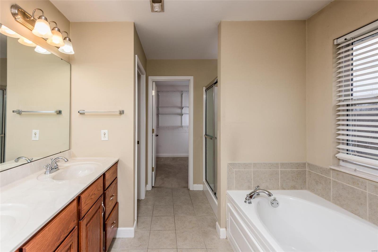 1113 Red Hawk Ridge Lane O'Fallon, IL 62269 - Photo 60 of 73 Gallery Image 60