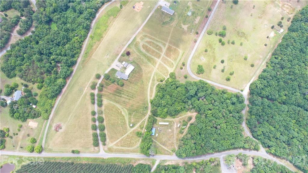 12710 Banks Road Mount Pleasant, NC 28124 - Photo 3 of 5 Gallery Image 3