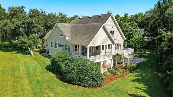 $1,395,000 | 580 West 10th Avenue, Mount Dora, FL 32757