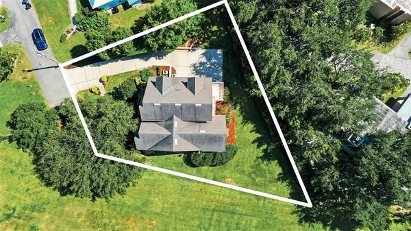 $1,395,000 | 580 West 10th Avenue, Mount Dora, FL 32757