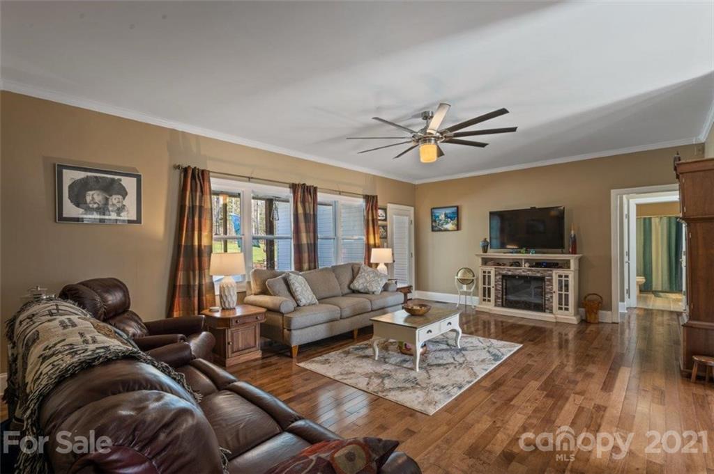 3701 Spring Drive Midland, NC 28107 - Photo 8 of 46 Gallery Image 8